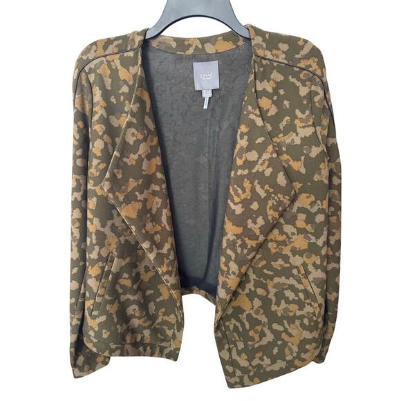 Lysse' S Sophia cropped open front blazer Feather soft crepe Abstract print - Picture 9 of 11